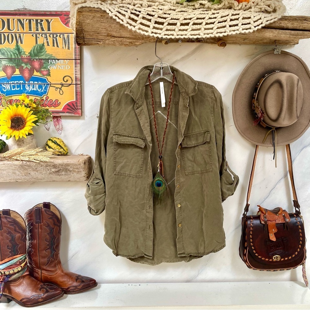 UPCYCLED Babaton safari vibe shirt/cover up w cabin cottage country vibe - Picture 6 of 13